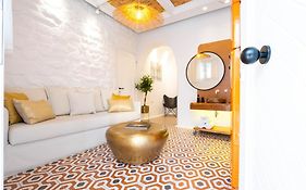 Kyma & Helios Deluxe Suites With Hot Tub At Amazeu Suites Naxos